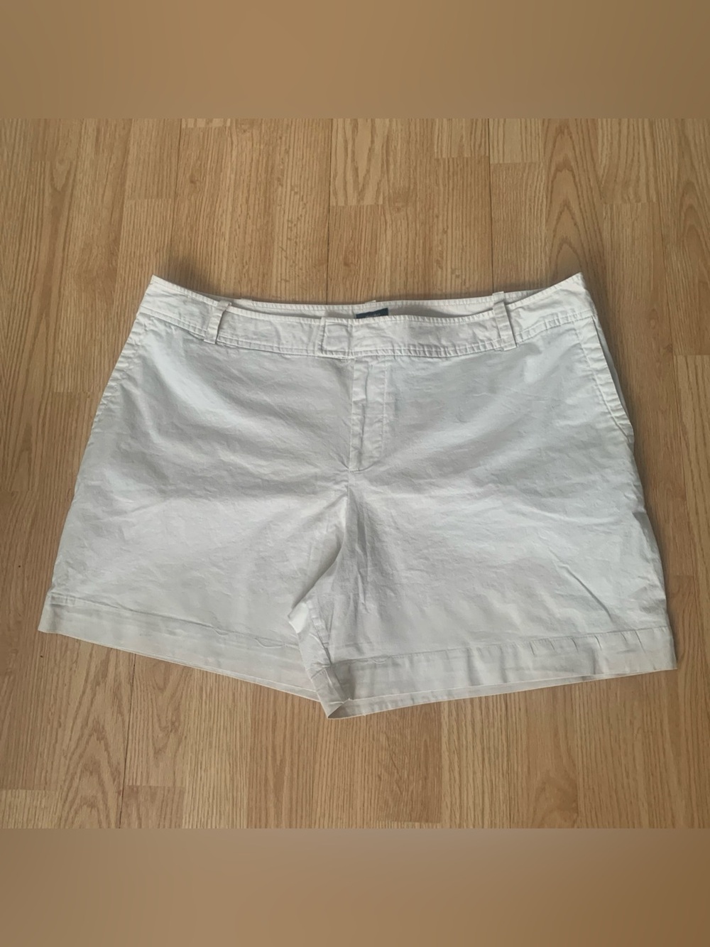 Mossimo stretch cotton blend flat front chino shorts cream sz 22W womens pockets